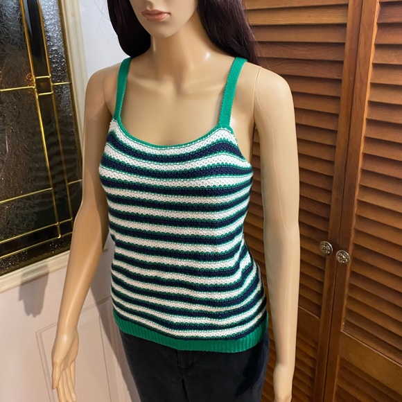 NWT - It’s Our Time - Sweater Tank Top - Size Large - Picture 3 of 8